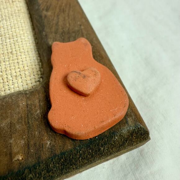 VTG Handmade Cross Stitch Padded Cat Picture Kitten Wood Arch Frame Love - Picture 3 of 5